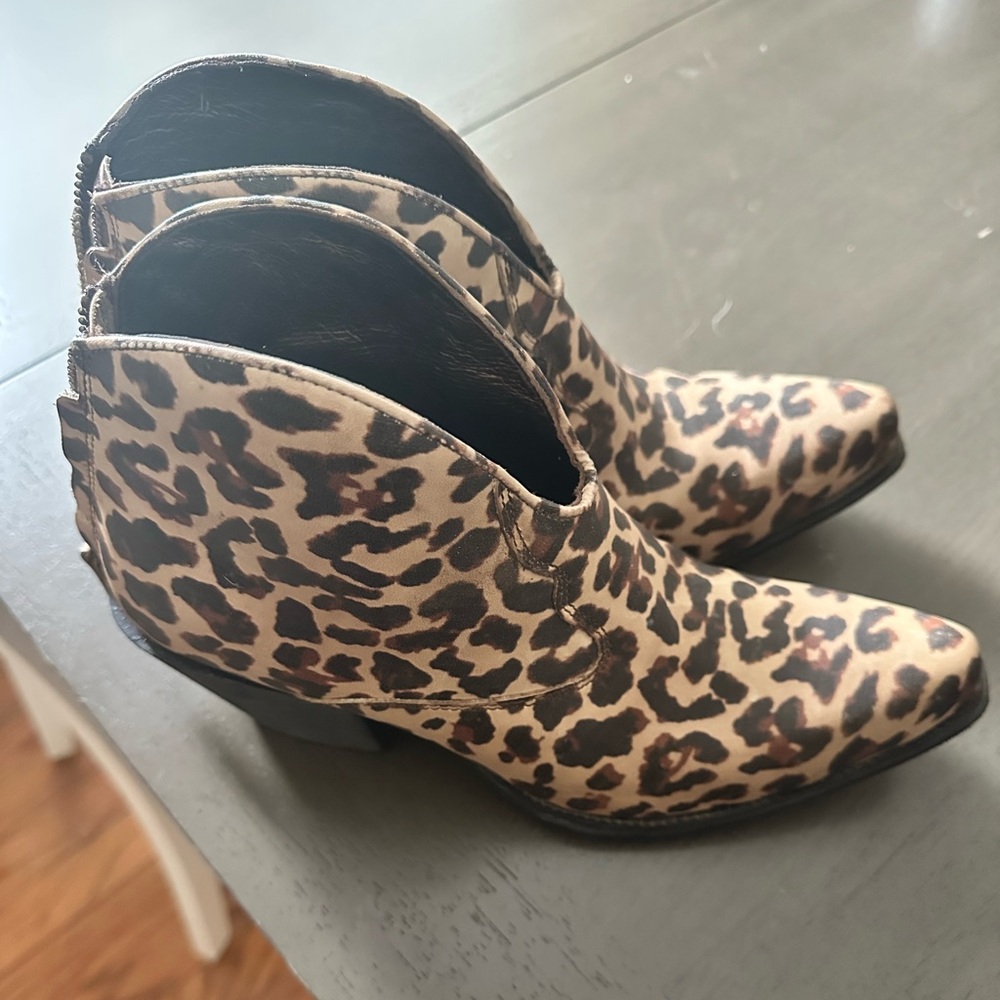 Ariat Animal print Leather Boots